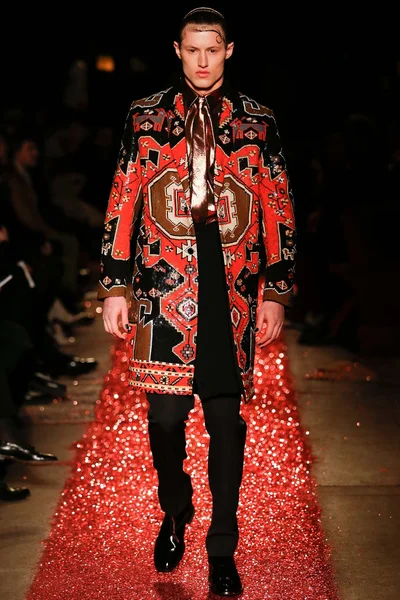 Look 59